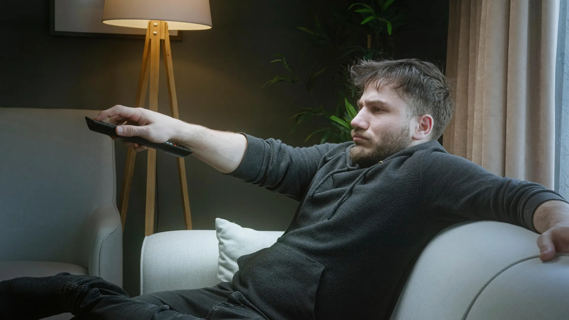 The Hidden Danger in Your Chair: Why How You Sit Matters More Than How Long