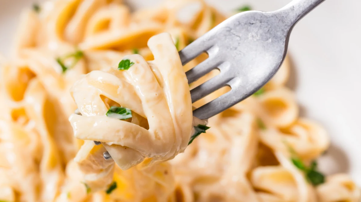 The Hidden Pantry Hero: How Campbell’s Garlic Parmesan Soup is Revolutionizing Weeknight Pasta