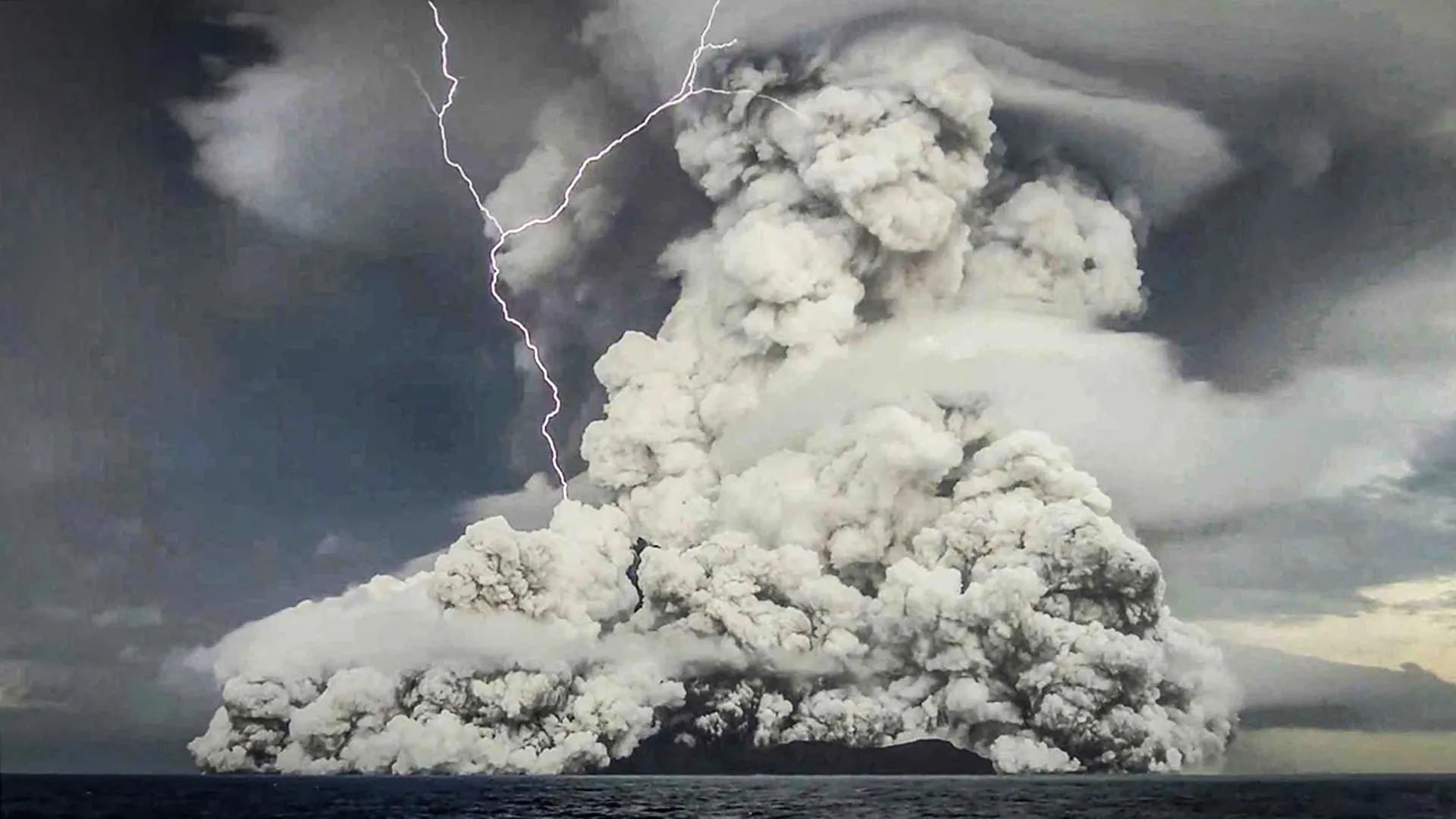 The Volcanic Paradox: How the Hunga Tonga Eruption Revealed a Natural "Methane Cleanup" Mechanism