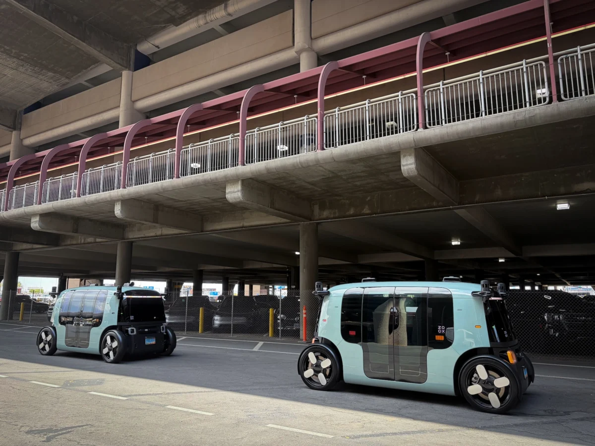 Zoox Accelerates Autonomous Ambitions: Robotaxi Service Expands to Las Vegas Airport