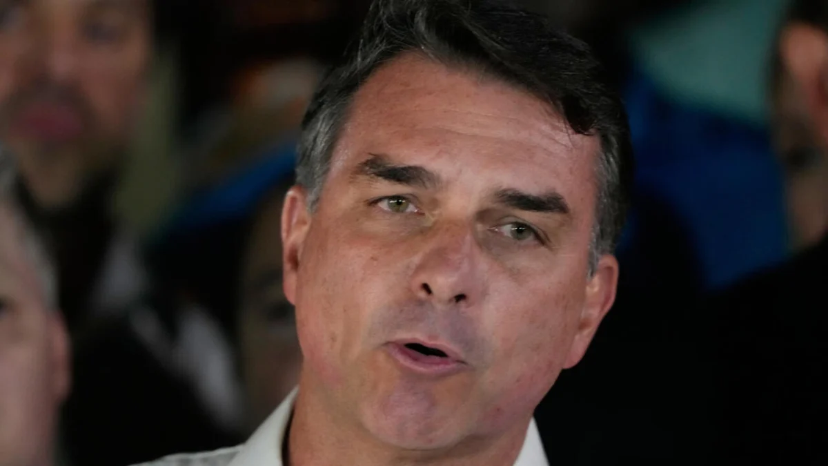 Brazil Cancels Passports of Senator Flávio Bolsonaro Amidst Post-Election Disappearance