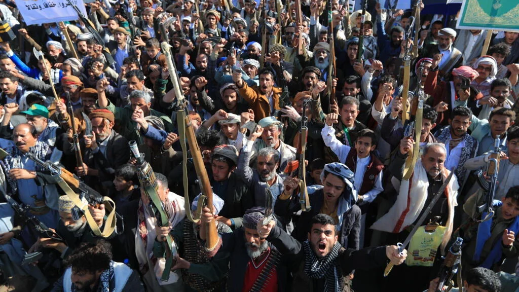 Escalating Tensions: Riyadh Airport Struck in Latest Houthi Missile Offensive