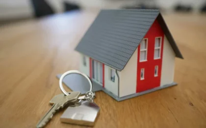 From Homeowner to Landlord: A Comprehensive Guide to Preparing Your Property for Rent
