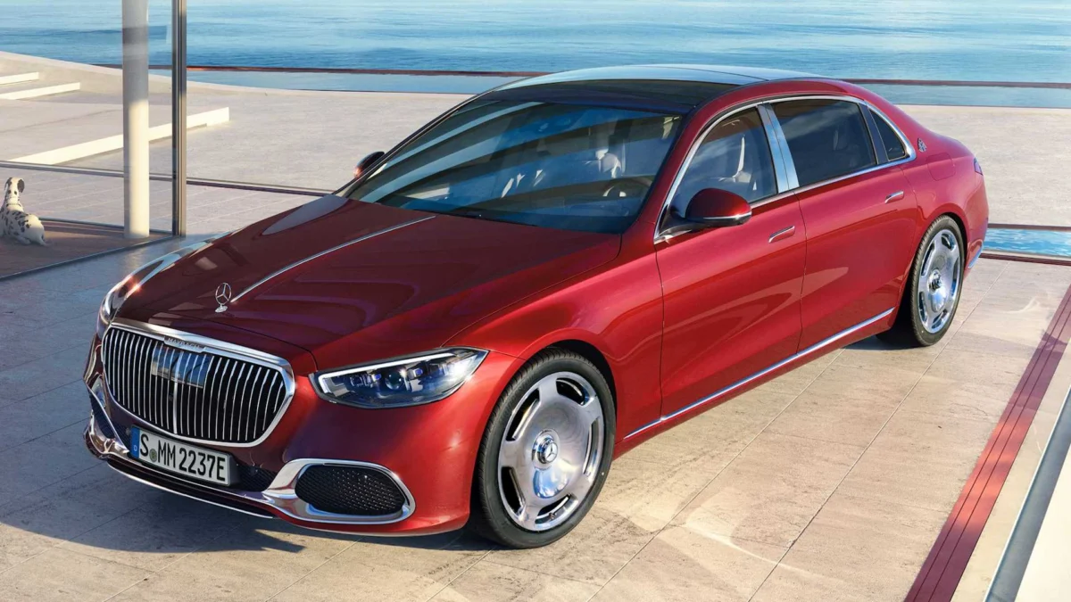 Mercedes-Benz Issues Safety Recall for Over 30,000 Luxury Vehicles Due to Brake Hose Defect