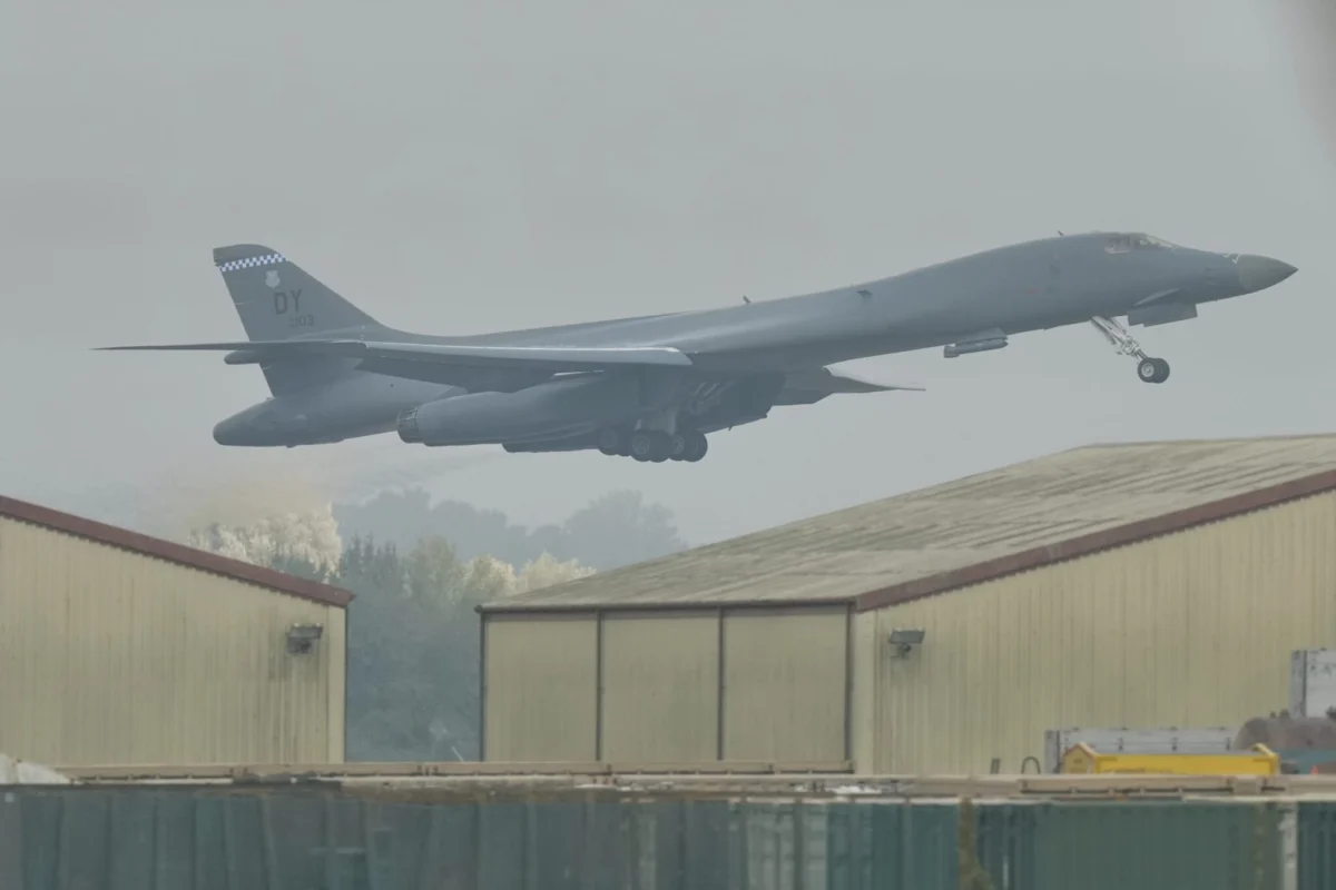Strategic Pivot: U.S. Bomber Fleet Departs RAF Fairford Amid Iranian Terror Plot and Escalating Conflict