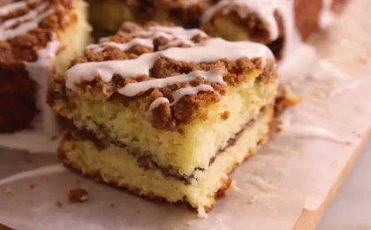 The Art of the Shortcut: Elevating Boxed Cake Mix into a Gourmet Spiced Honey Bun Experience