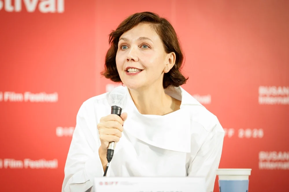 The Collaborative Vision: Maggie Gyllenhaal on Leadership, Legacy, and the Evolution of the Auteur