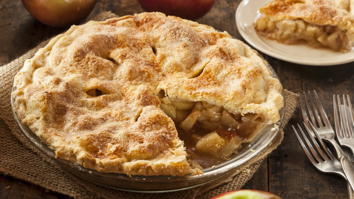 The Golden Touch: Elevating Your Apple Pie with Caramelized Sweetened Condensed Milk