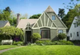 The Strategic Investor’s Guide: Identifying Red Flags Before Buying Your First Property