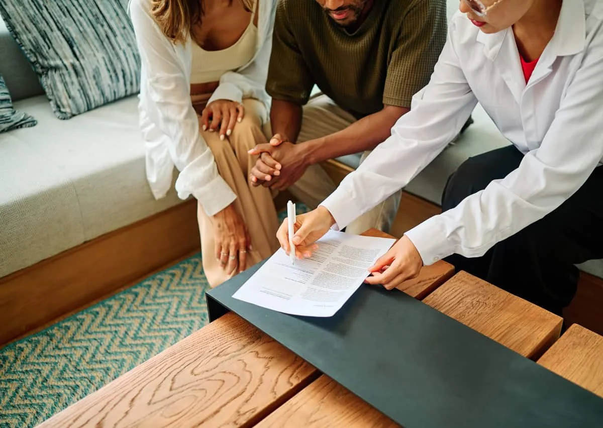The Strategic Playbook: How to Choose the Right Real Estate Agent in 10 Steps